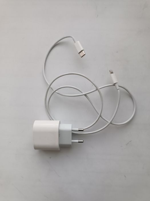 зарядное устройство для айфона