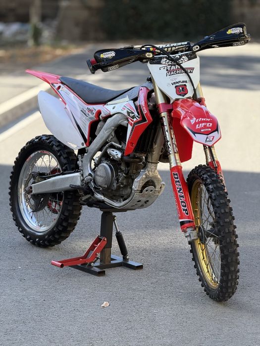 Vând Honda CRF 250R 2017 Impecabil/Injecție/Mape!3250€neg!