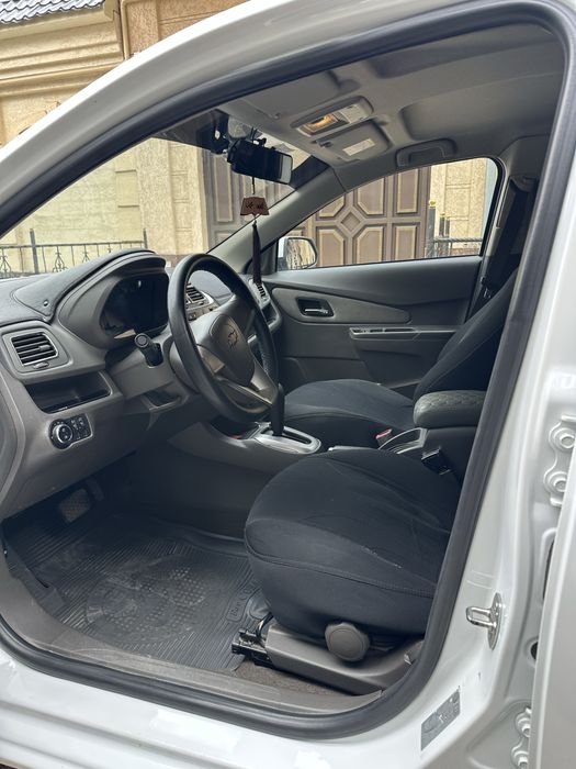 Cobalt 2019 oq sotiladi