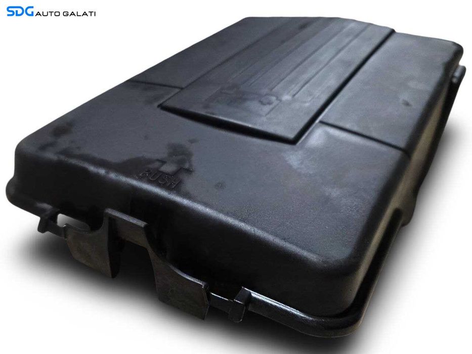 Carcasa Capac Protectie Plastic Acumulator Baterie Volkswagen Golf 6 2.0 TDI 2009 - 2014 Cod 3C0915443A [N5284]