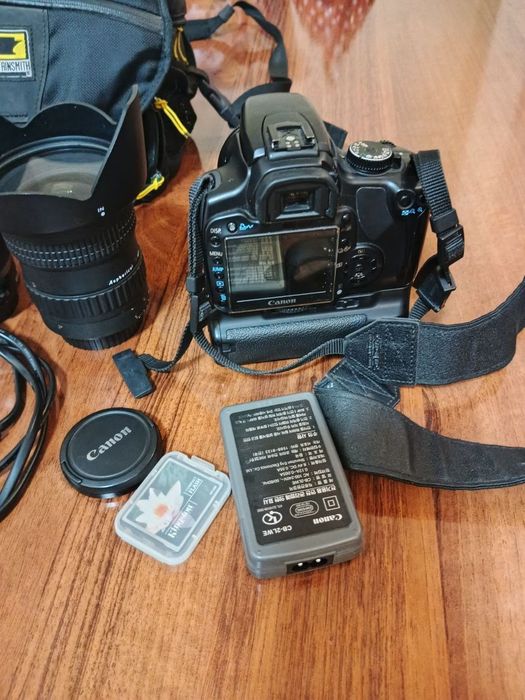 Фото аппарата  сотилади