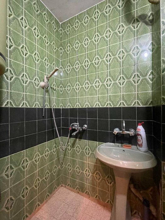 Тристаен панелен апартамент, кв.Запад 2