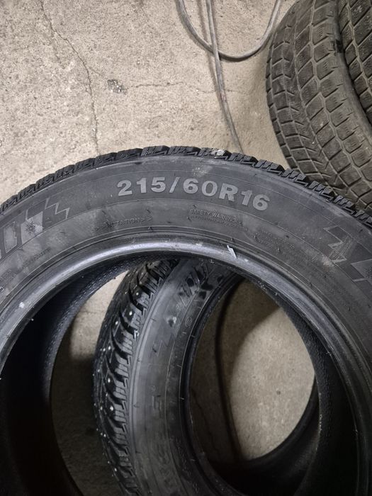 Продам резину зима шипы