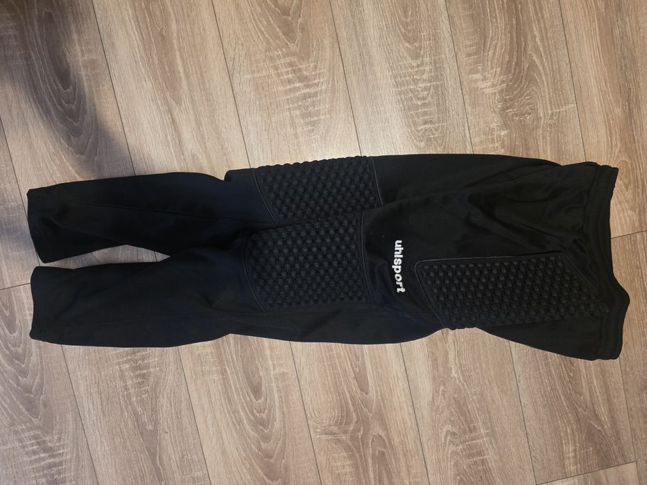 Вратарски  долнища uhlsport, 2 броя, чисто нови