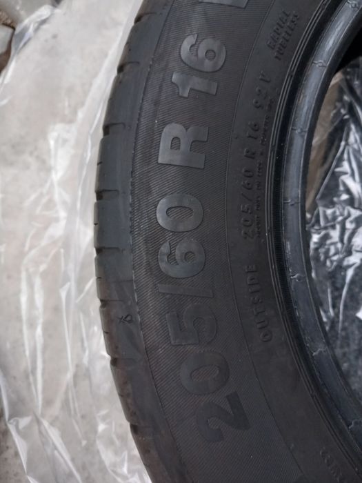 Vand 4 buc. anvelope vara Continental .