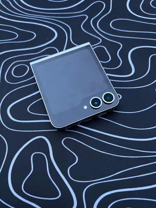 Samsung Galaxy Z flip 6