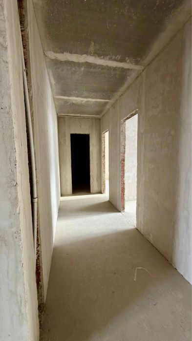 Продаеться евро-4 комнатная квартира