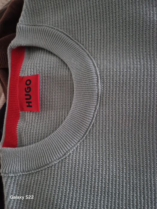 Мъжки пуловер ХЮГО оригинал