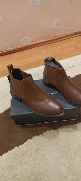 Ghete Tommy Hilfiger din Piele Maro