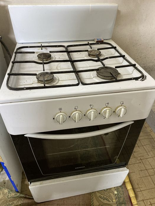 продам газовую плиту