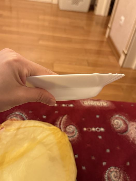 Продам тарелки новые