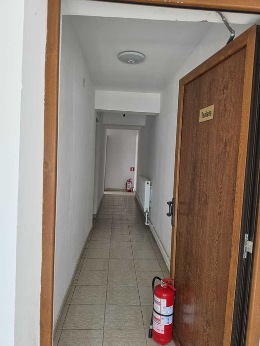 Societate comerciala inchiriaza spatiu depozitare sau  birouri