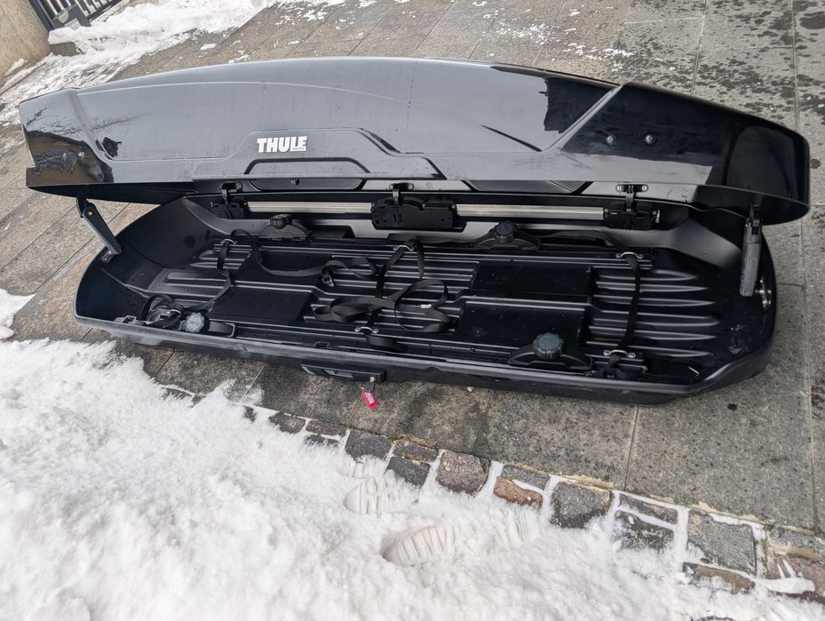 cutie portbagaj auto Thule Motion XT Sport Black 300 L