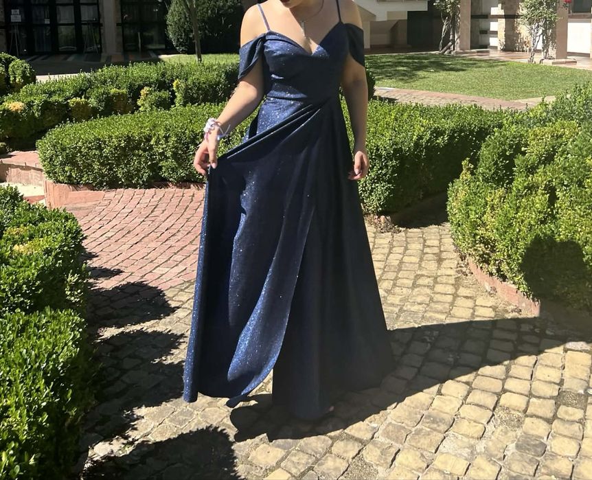 Официална  рокля