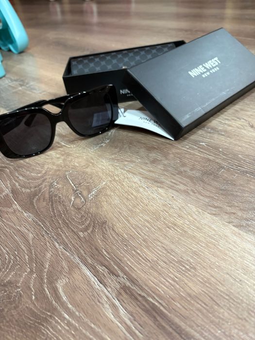 Слънчеви очила Nine West