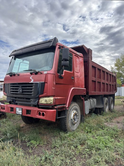 Самосвал Howo 25t