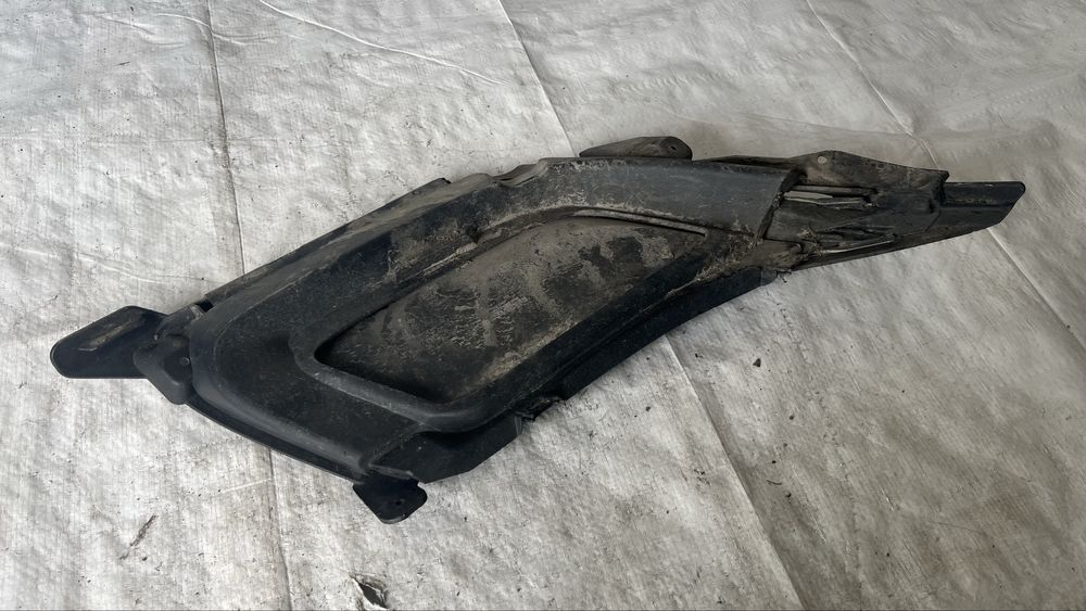 Ляв декоративен ауспух VW Tiguan 5N0