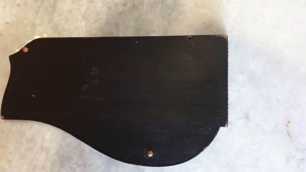 Немски музикален инструмент - цитра