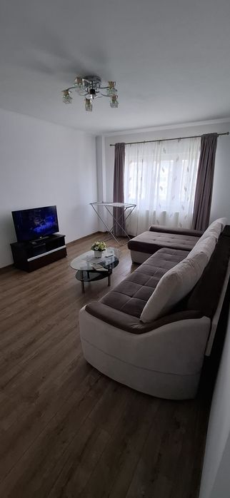 Închiriez apartament 2 camere zonă Alfa