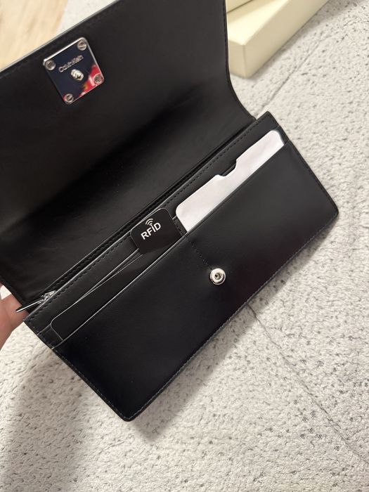 Calvin Klein дамски портфейл