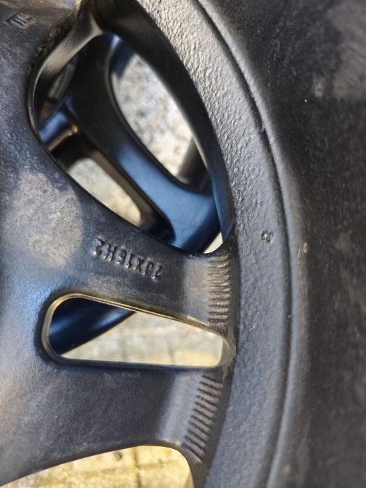 Оригинални джанти Toyota Land Cruiser / Nissan 16 "