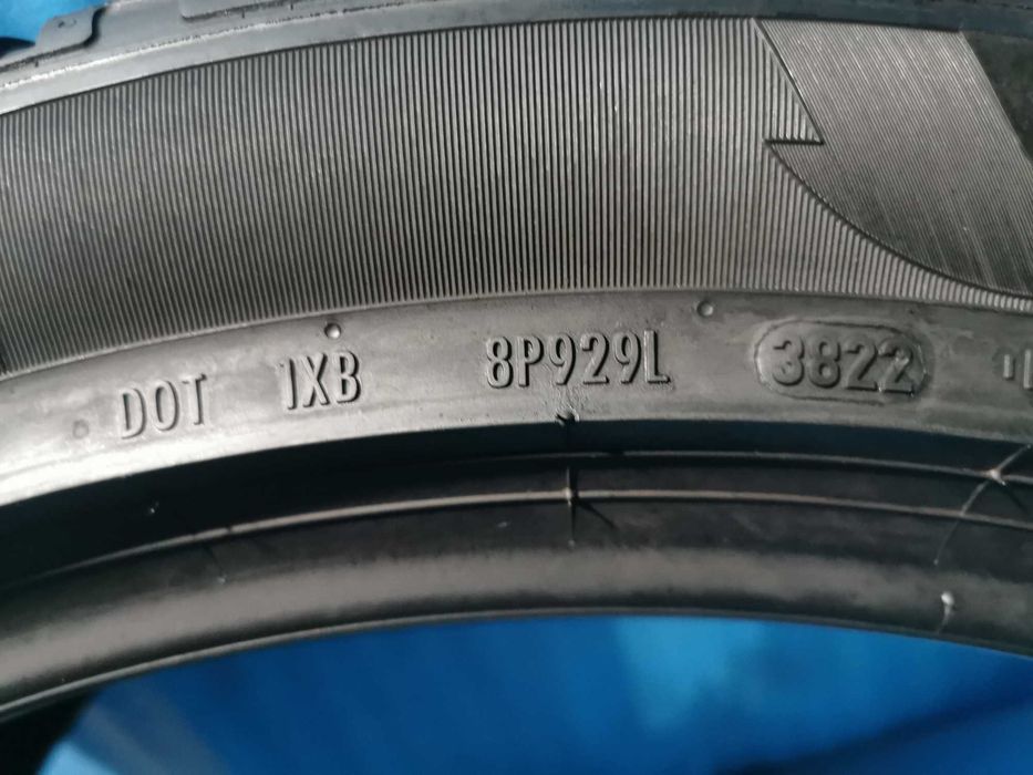 285/40 R22 - 325/35 R22 pirelli m+s 4 bucati