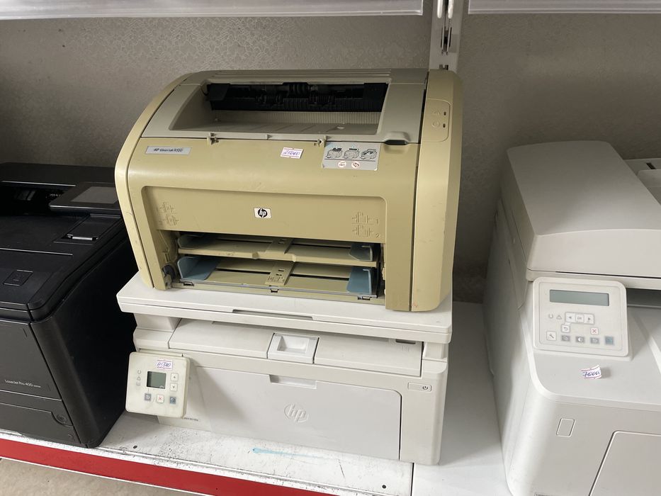 Принтер HP LaserJet 1020, лазерный