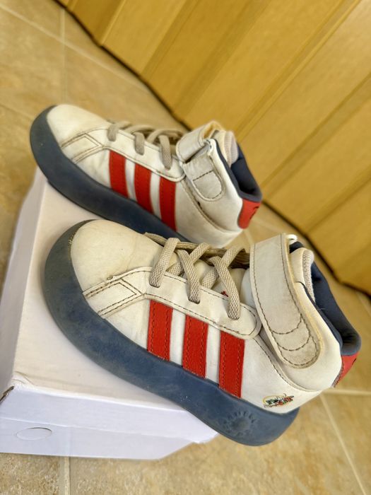 Детски сникърси Adidas Disney