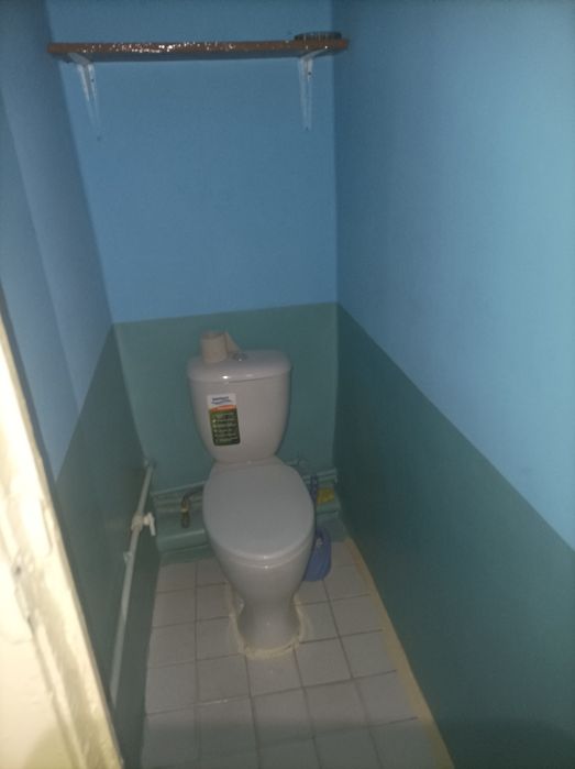 Кирпишнидан Квартира сотилади 3 хонали 2 этаждан