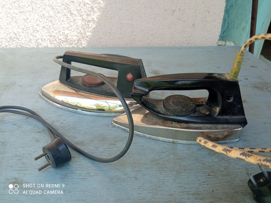 Продаётся утюг Советский