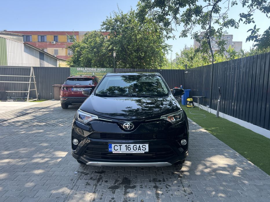 TOYOTA RAV4 2016