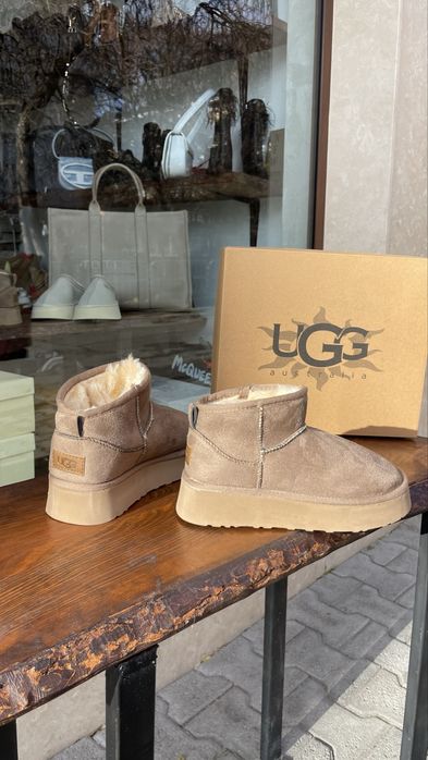 UGG дамски боти