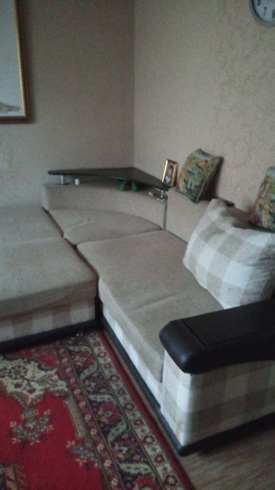Отдам бесплатно диван