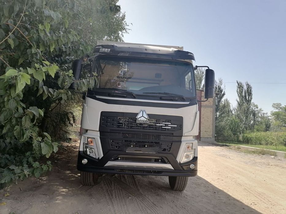 Howo V5, ideal. Variantga ham beriladi.