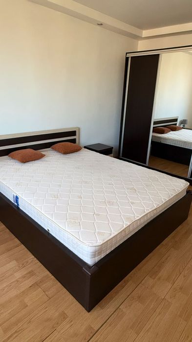 Închiriez garsonieră în Tiglina 1