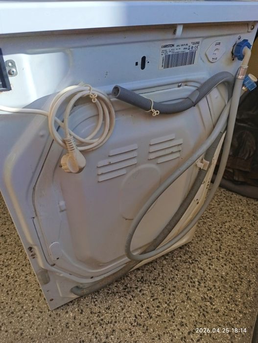 Пералня Аристон/Ariston AVL 100 P