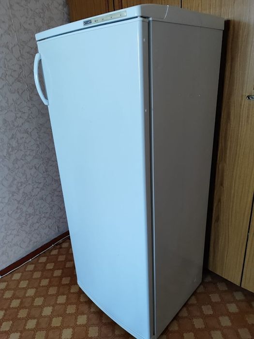 Продам морозилку