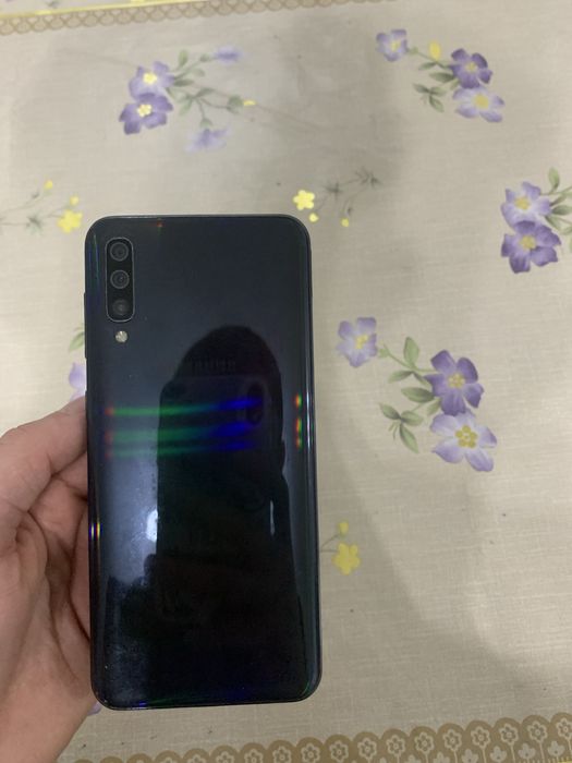 Samsung A50 64gb