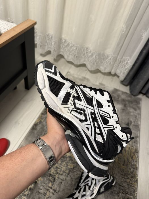 Balenciaga Runner 44