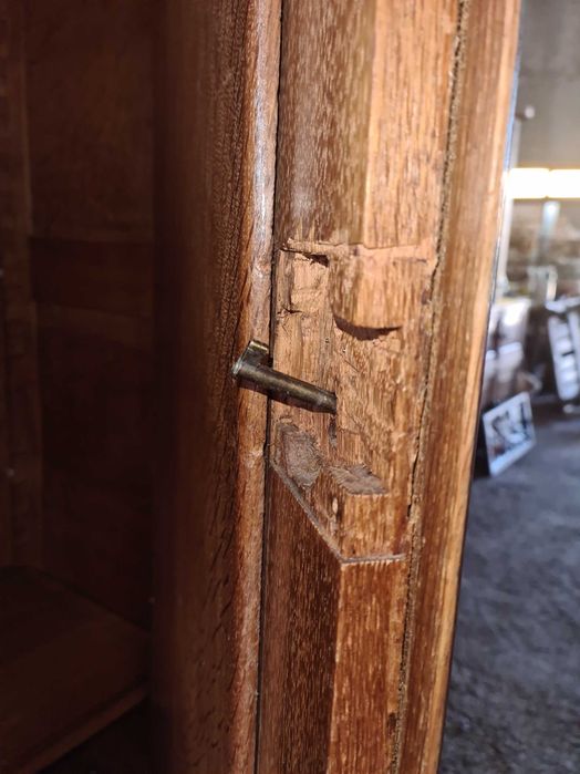 Масивен гардероб внос от Европа