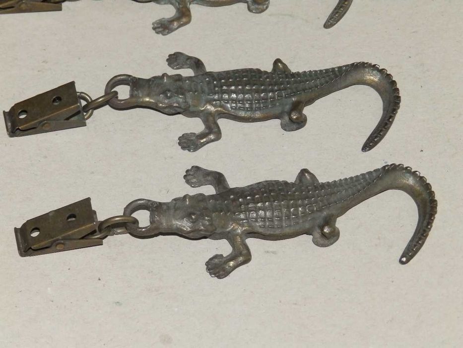 Стари предмети, различни цени