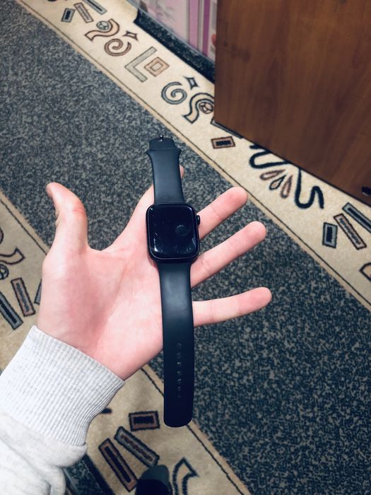 Apple watch 8 series