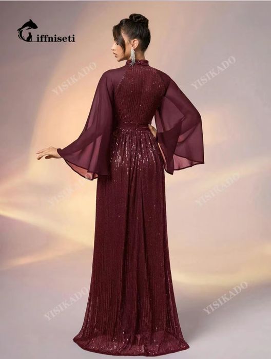 Длинное вечернее платье