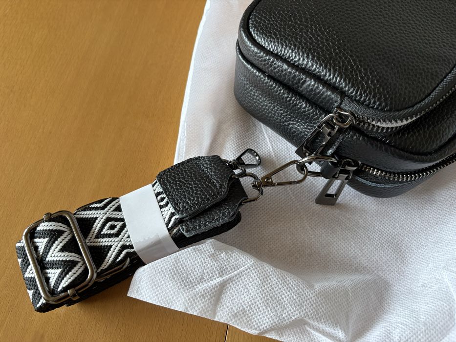 Чанта за през рамо от естествена кожа  - бял и черен цвят