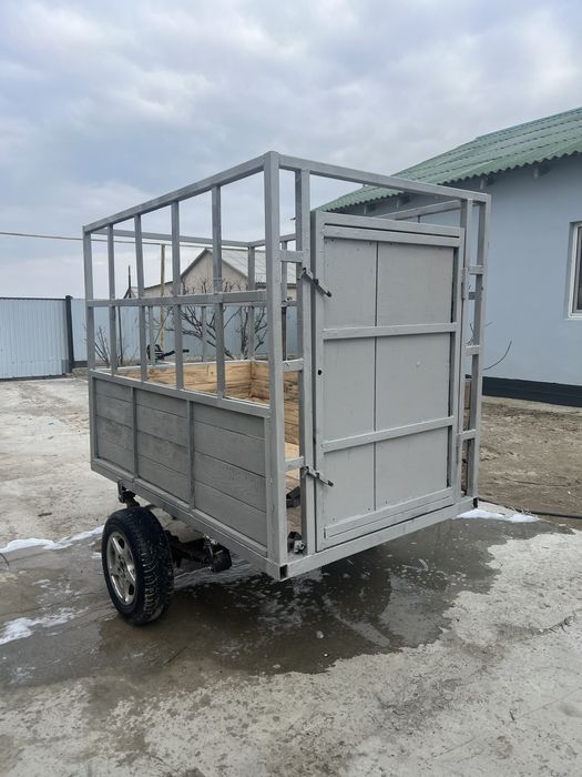 Прицеп для перевозки скота