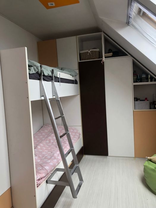 Обзавеждане за детска стая с двойни легла