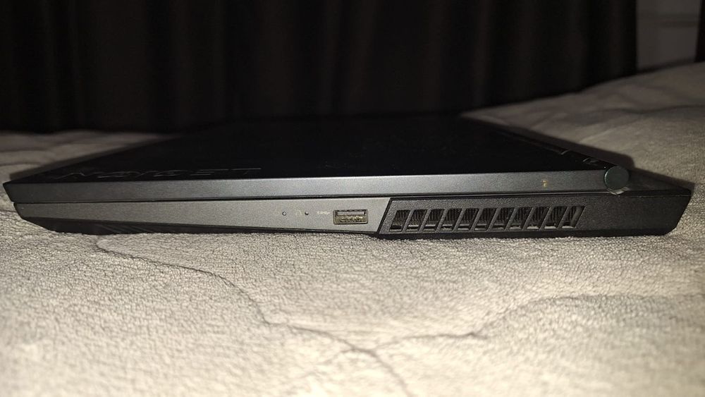 Laptop Lenovo Gaming 15.6" FHD 144Hz AMD Ryzen 7 4800H GTX 1650Ti 4GB