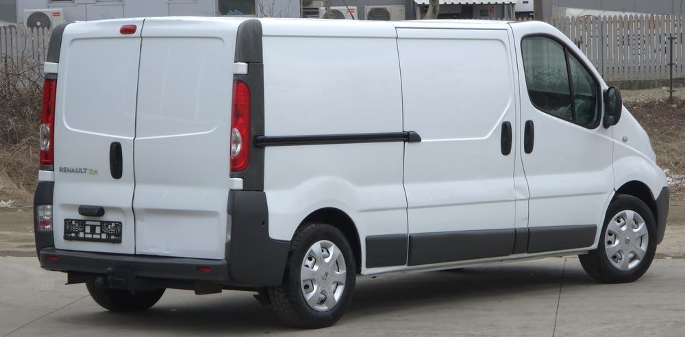 Renault Trafic // Opel Vivaro 2.0 Diesel L2H1 An 2011