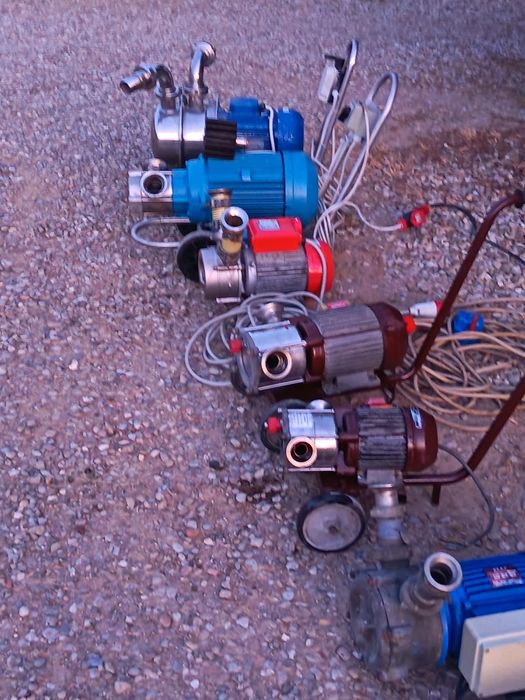 Pompe zdrobitoare si teascuri struguri