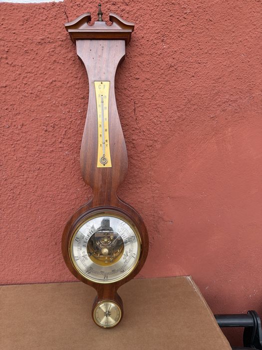 Barometru cu termometru  vechi german ,sculptat in lemn